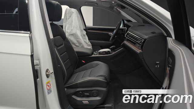 Volkswagen Touareg 2026 — photo 10