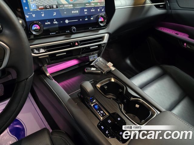 Lexus RX 2025 — photo 9