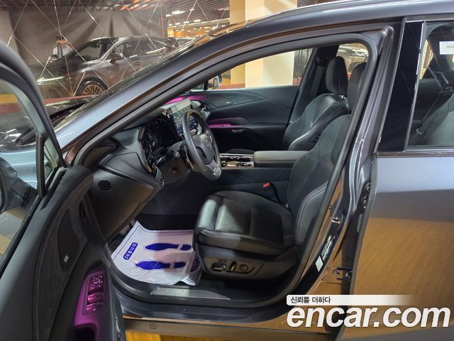 Lexus RX 2025 — photo 11