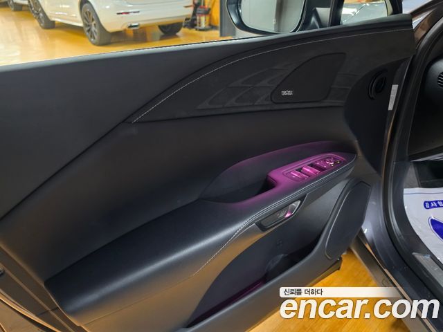 Lexus RX 2025 — photo 16
