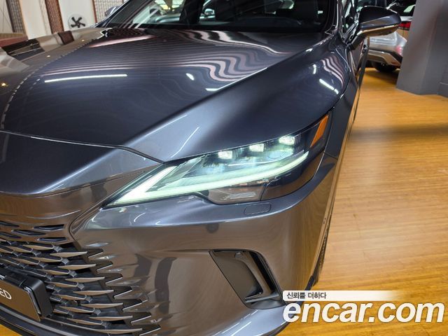 Lexus RX 2025 — photo 17