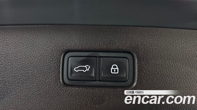 Genesis GV80 2020 — photo 20