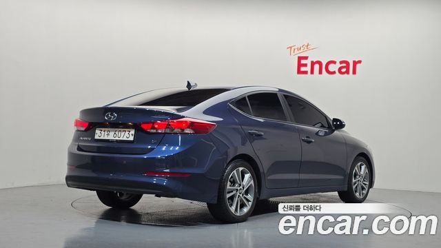 Hyundai AVANTE 2018 — photo 2