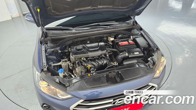 Hyundai AVANTE 2018 — photo 6