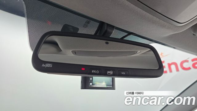 Hyundai AVANTE 2018 — photo 22