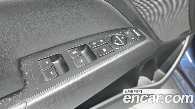 Hyundai AVANTE 2018 — photo 27