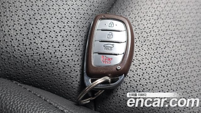 Hyundai AVANTE 2018 — photo 29