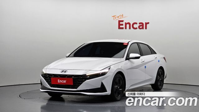 Hyundai AVANTE 2023 — photo 1