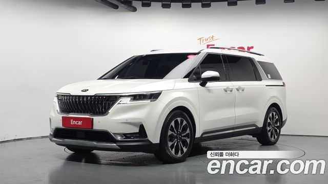 Kia Canival 2021 — photo 1