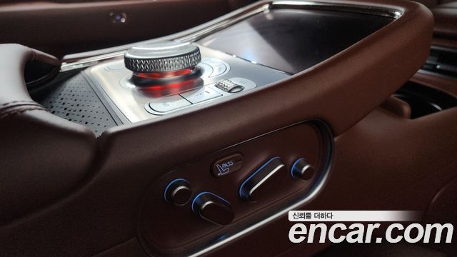 Genesis G90 2022 — photo 27