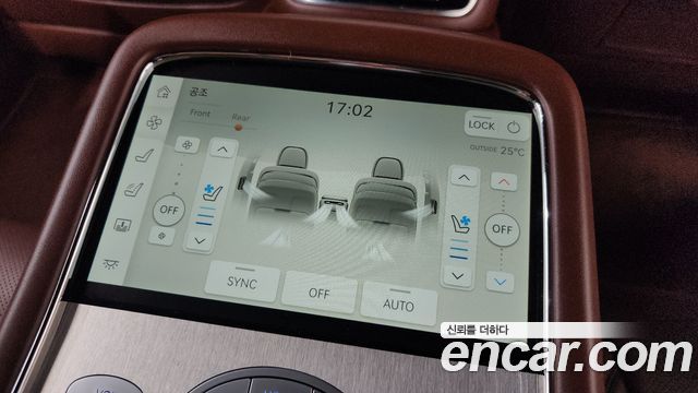 Genesis G90 2022 — photo 32