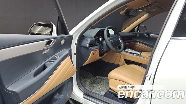 Genesis GV80 2023 — photo 13