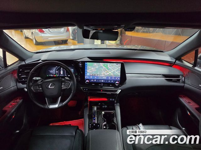 Lexus RX 2025 — photo 10