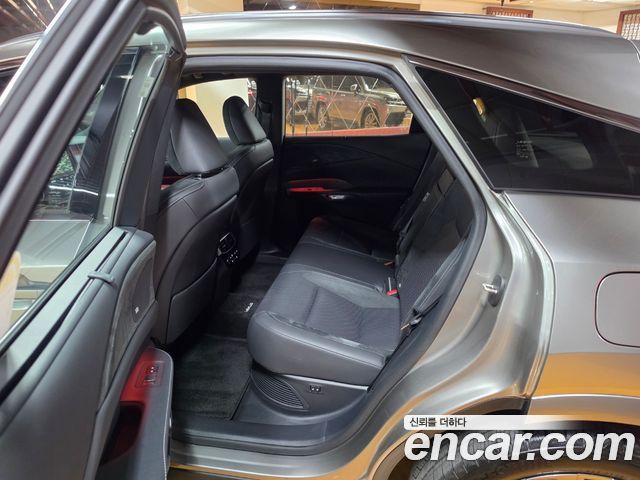 Lexus RX 2025 — photo 12