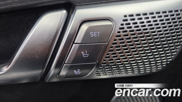 Kia Mohave 2023 — photo 35