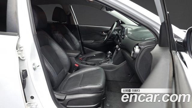Hyundai Kona 2018 — photo 17