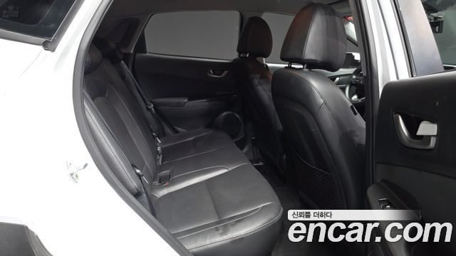 Hyundai Kona 2018 — photo 18