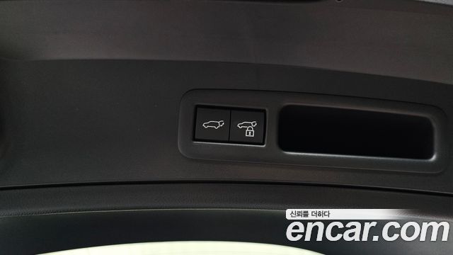 Lexus UX 2026 — photo 23