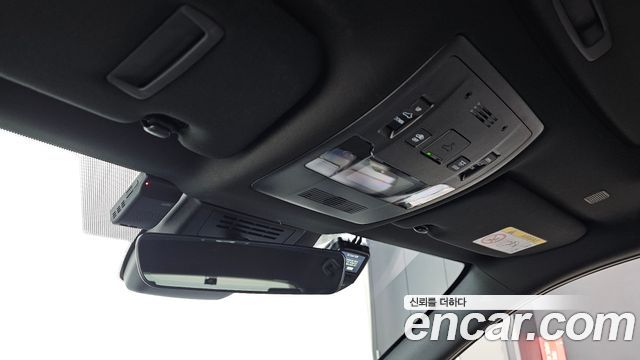 Lexus UX 2026 — photo 27