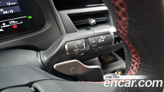 Lexus UX 2026 — photo 29