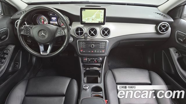 Mercedes-Benz GLA-Class 2016 — photo 7