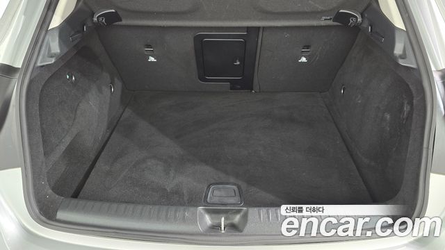 Mercedes-Benz GLA-Class 2016 — photo 16