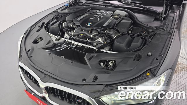 BMW 8-Series 2023 — photo 6