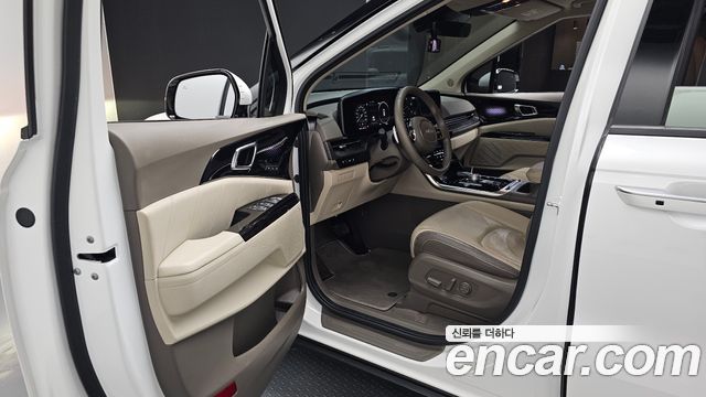 Kia Canival 2023 — photo 13