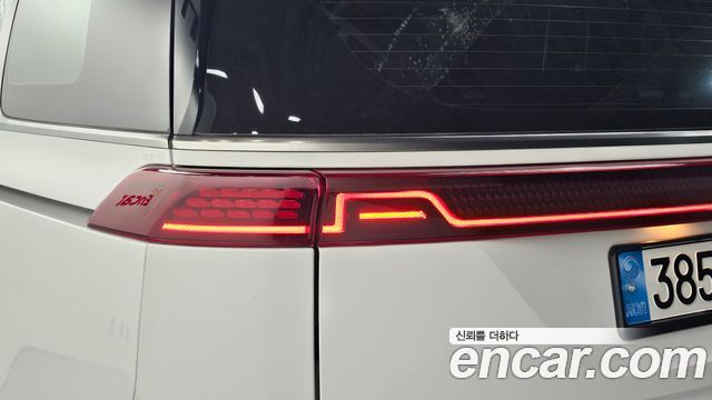 Kia Canival 2023 — photo 9
