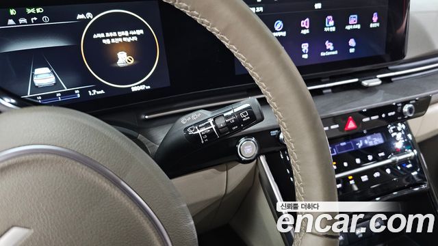 Kia Canival 2023 — photo 29