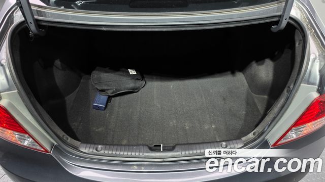 Hyundai Accent 2012 — photo 31