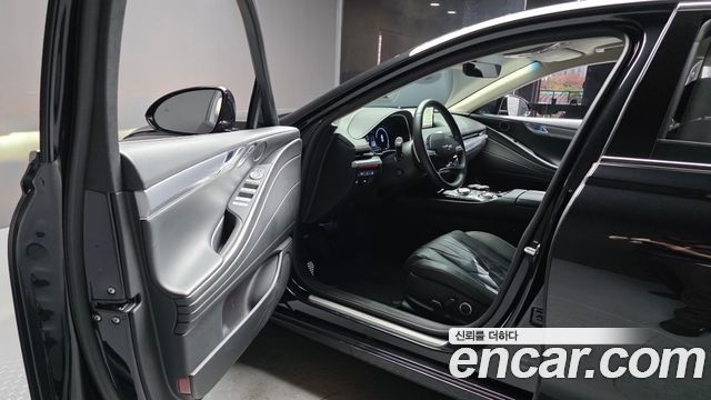 Genesis G80 2023 — photo 13