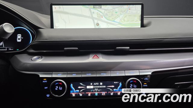 Genesis G80 2023 — photo 19