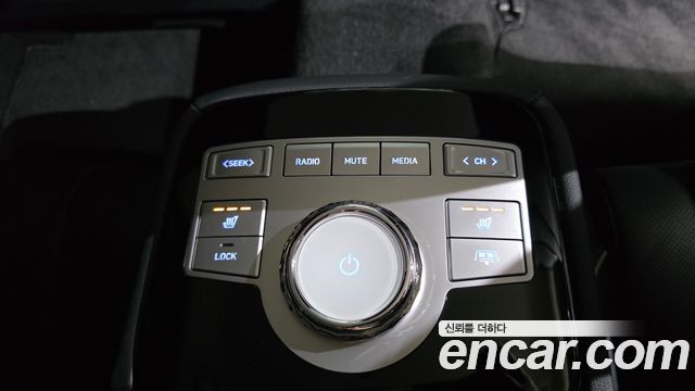 Genesis G80 2023 — photo 27