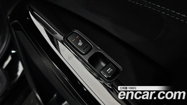 Kia K7 2021 — photo 23