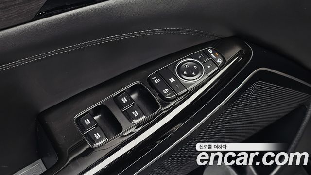 Kia K7 2021 — photo 24