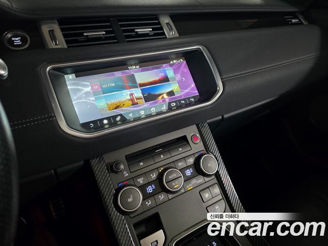 Land Rover Range Rover Evoque 2017 — photo 19