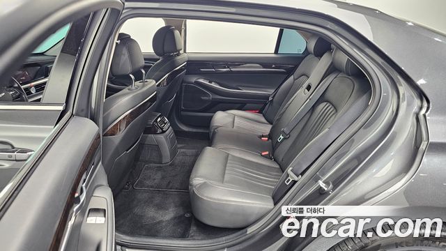 Genesis G90 2019 — photo 12