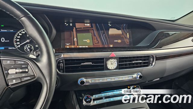 Genesis G90 2019 — photo 13