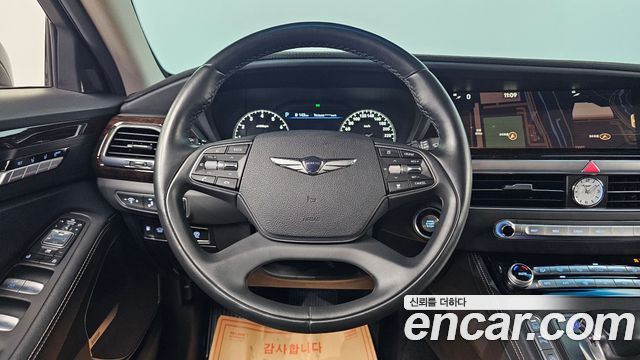 Genesis G90 2019 — photo 14