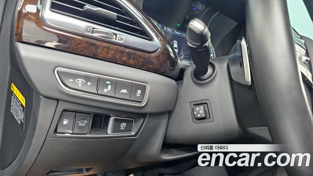 Genesis G90 2019 — photo 19