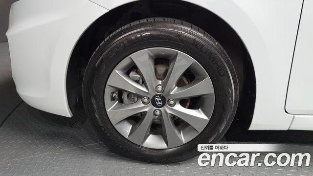 Hyundai Accent 2019 — photo 5
