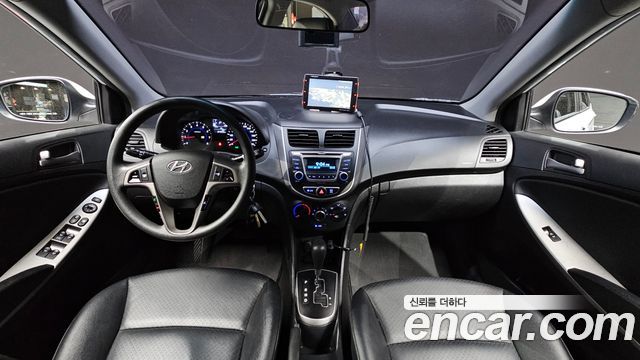 Hyundai Accent 2019 — photo 10