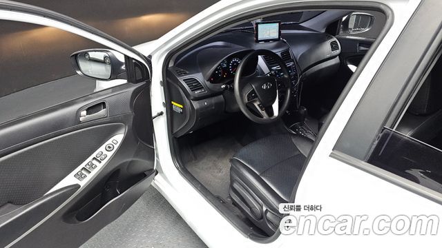 Hyundai Accent 2019 — photo 17