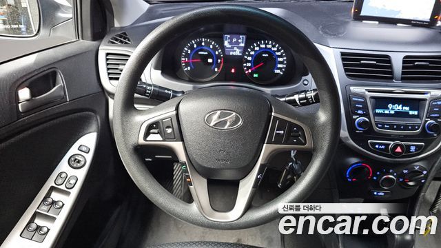 Hyundai Accent 2019 — photo 19
