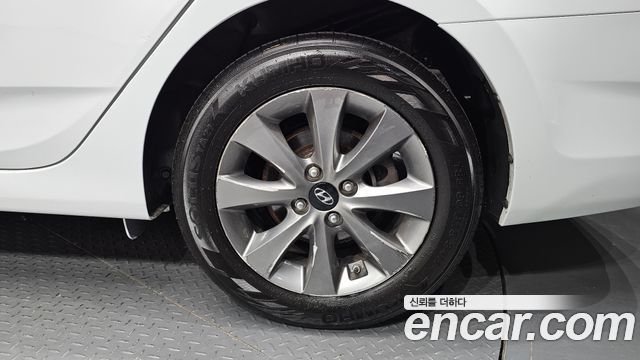 Hyundai Accent 2019 — photo 7