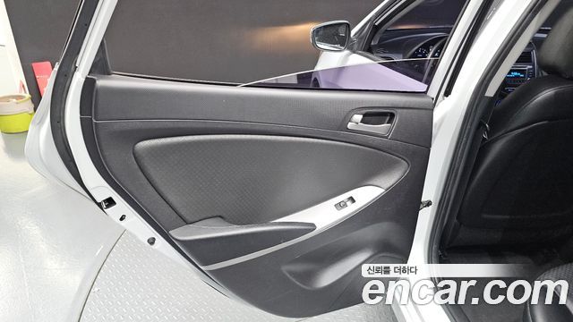 Hyundai Accent 2019 — photo 15