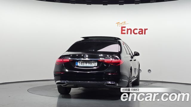 Mercedes-Benz S-Class 2025 — photo 4