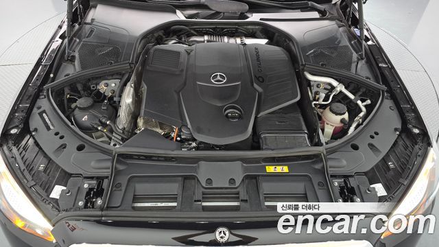 Mercedes-Benz S-Class 2025 — photo 6