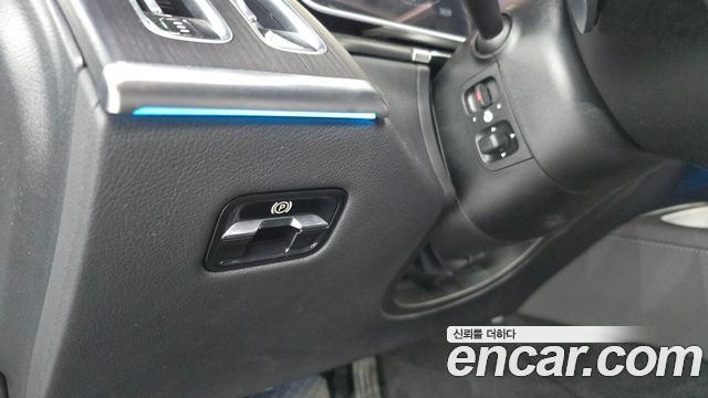 Mercedes-Benz S-Class 2025 — photo 34